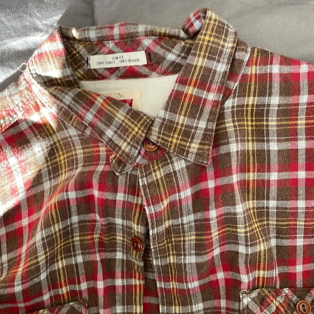 Levi’s Slim Banded Collar Two Front Pocket Flannel
